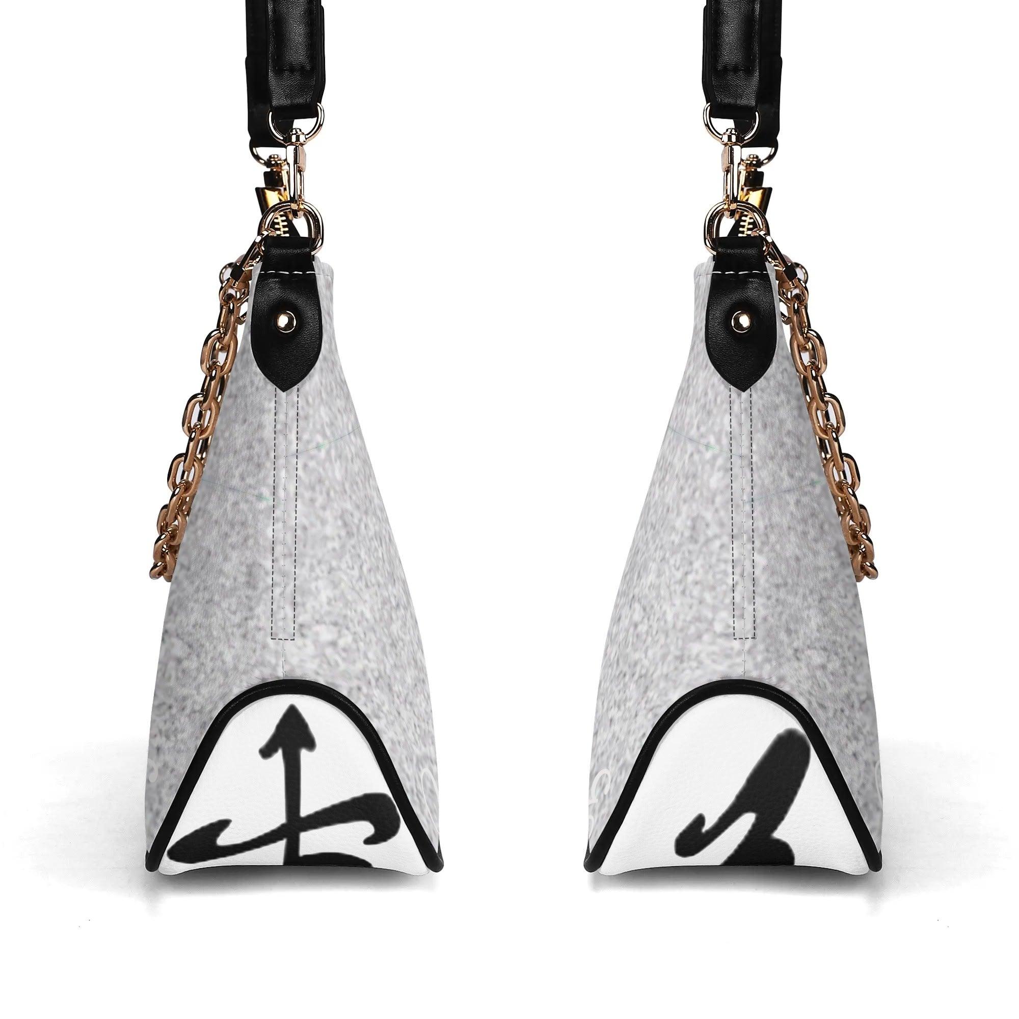 Women's Shoulder Bag With Chain Decoration